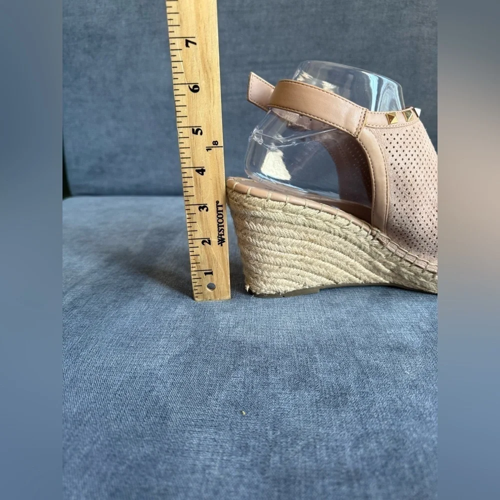 Marc Fisher Studded Wedge Sling Back Espadrilles Sandals SZ 9M Neutral Summer